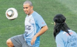 Botafogo presenta a Egidio con el "Loco"