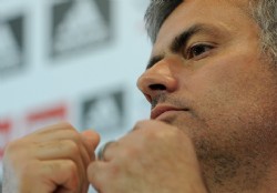 Mourinho se llama a silencio antes del cl�sico