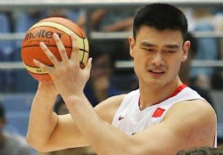 Yao Ming oficializ su retirada del bsquetbol
