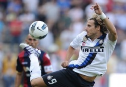 El Inter derrot a Bologna y Ranieri elogi a Diego Forln