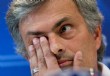 Jos� Mourinho abri� el paraguas