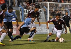 Uruguay debut con triunfo en el Sudamericano sub 15