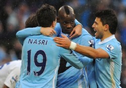 Todo sigue igual: ganaron City y United