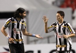 "�Sebasti�n Abreu? Son solo rumores"