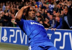 Chelsea aguant� el cero y sac� ventaja