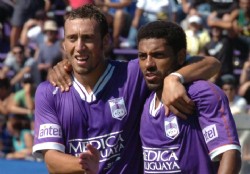 Defensor va a dar pelea