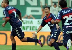 Tigre es puntero junto a Newell�s