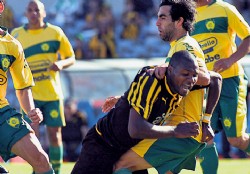 Con gol de Zalayeta Pe�arol venci� a Cerrito