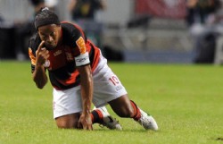 Equipos de Brasil no quieren a Ronaldinho