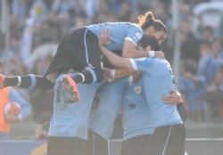 Uruguay venci� a un duro Per�
