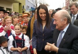 Joseph Blatter dijo que Uruguay y Argentina son candidatos