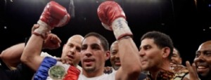 Garc�a noquea a Khan y unifica las coronas de peso ligero welter
