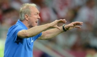 Smuda abandona el cargo de seleccionador de Polonia