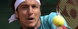 "Pico" M�naco supera la primera ronda