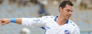 El "Hueso" va al lateral zurdo