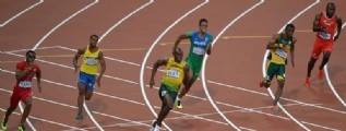 Bolt y Blake ahorraron energ�as de cara a la final de 200 metros