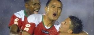 "�Haza�a! en el Centenario"