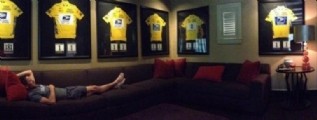 Armstrong hablar y el ciclismo tiembla