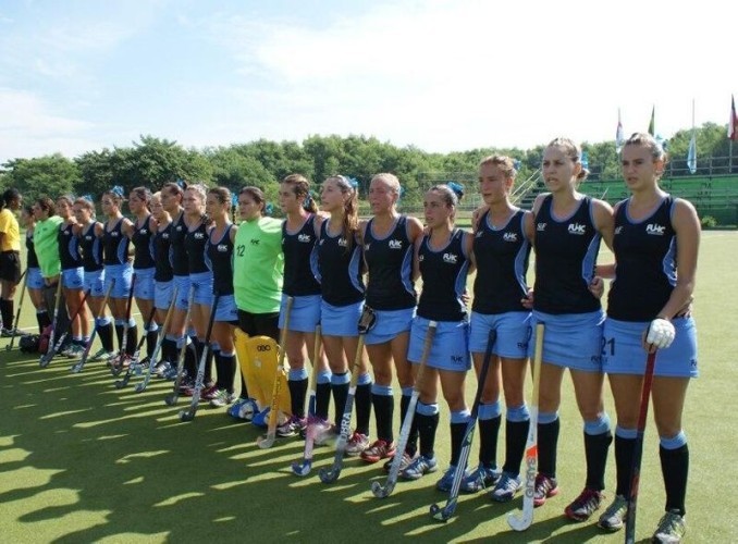 HOCKEY CHILE CESPED hockey chile cesped: