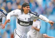 Domnguez ya es tricolor