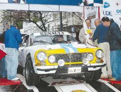 Los autos sport e histricos se lucen  en las rutas del pas