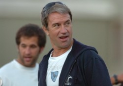 "Con rugby s�lo de forwards a este nivel no se puede jugar"