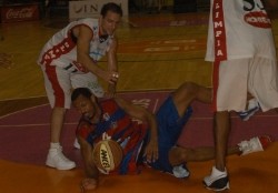 Wadley le devolvi� la vida a Olimpia en el �ltimo suspiro