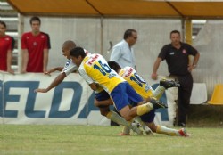 El Tanque Sisley gan� y qued� como l�der en las dos tablas