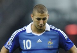 Uno menos para atender: Benzema no va al Mundial