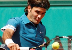 No descansa ni ganando 700 partidos