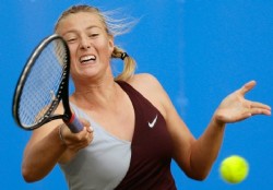 Sharapova gan� dos partidos