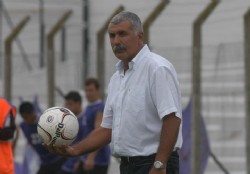 Hoy Keosseian asume el mando