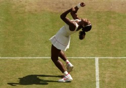 Serena sigue reinando