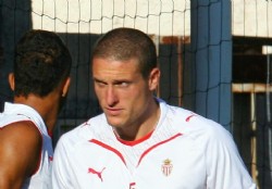 El "Ruso" Diego P�rez ya se reincorpor� al M�naco