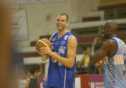 Nick Billings es la prioridad de Bigu�