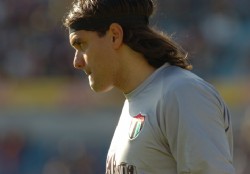 "Pe�arol fue superior, pero rescatamos un punto"