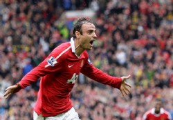 Berbatov conden� al Liverpool