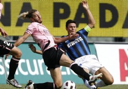 Zanetti internado tras sentirse mal