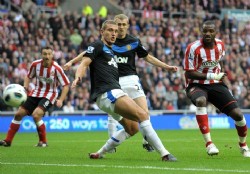 Manchester United firm un gris empate
