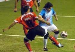Otra vez la Celeste ante Maradona