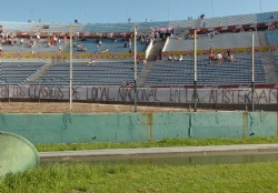 El cl�sico empez� a jugarse con "trapos"