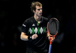Federer y Murray abren con victoria