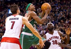 Celtics siguen con paso firme en la NBA