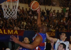 Zona de clasificaci�n y descenso en juego