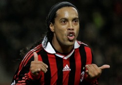 Ronaldinho ya est� en Brasil
