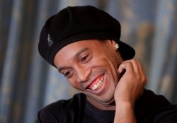Ronaldinho se dedica al samba