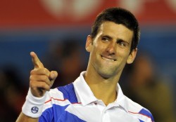 Djokovic elimina a Federer y va a la final