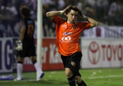 Jaguares pis� fuerte con gol del "Japo"