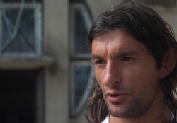 El DT cuenta con el espejo de Cavani
