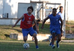 Est� prohibido darle algo de pelota al rival